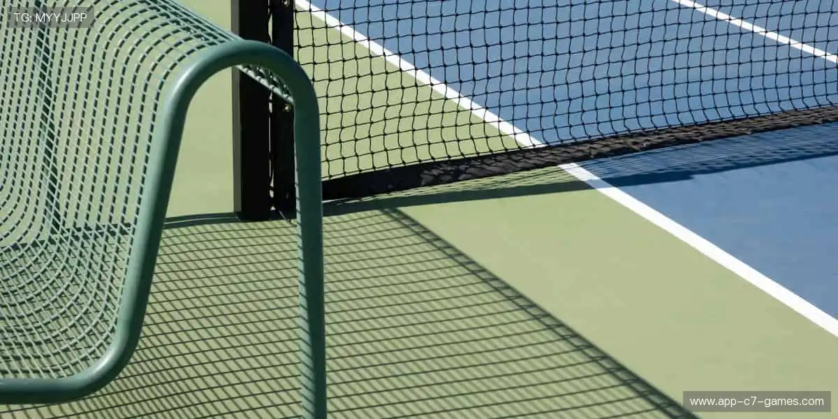 🎁限量周边,把赛场激情带回家!